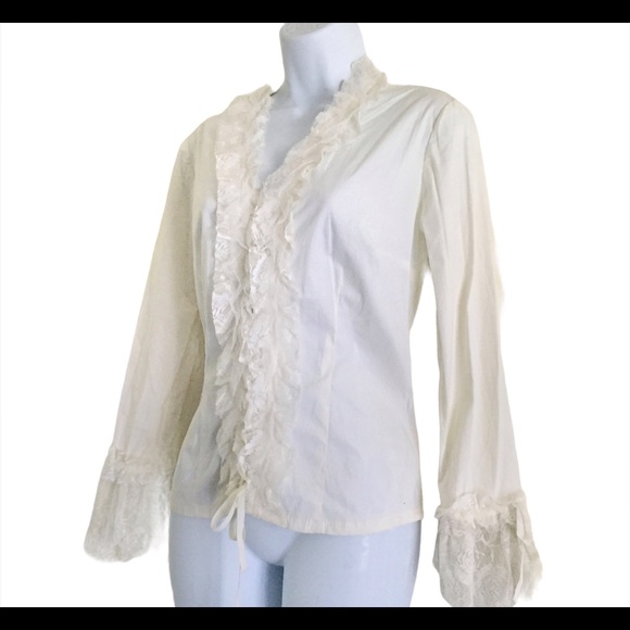BARAMI Ruffled Romantic Top - Picture 2 of 10